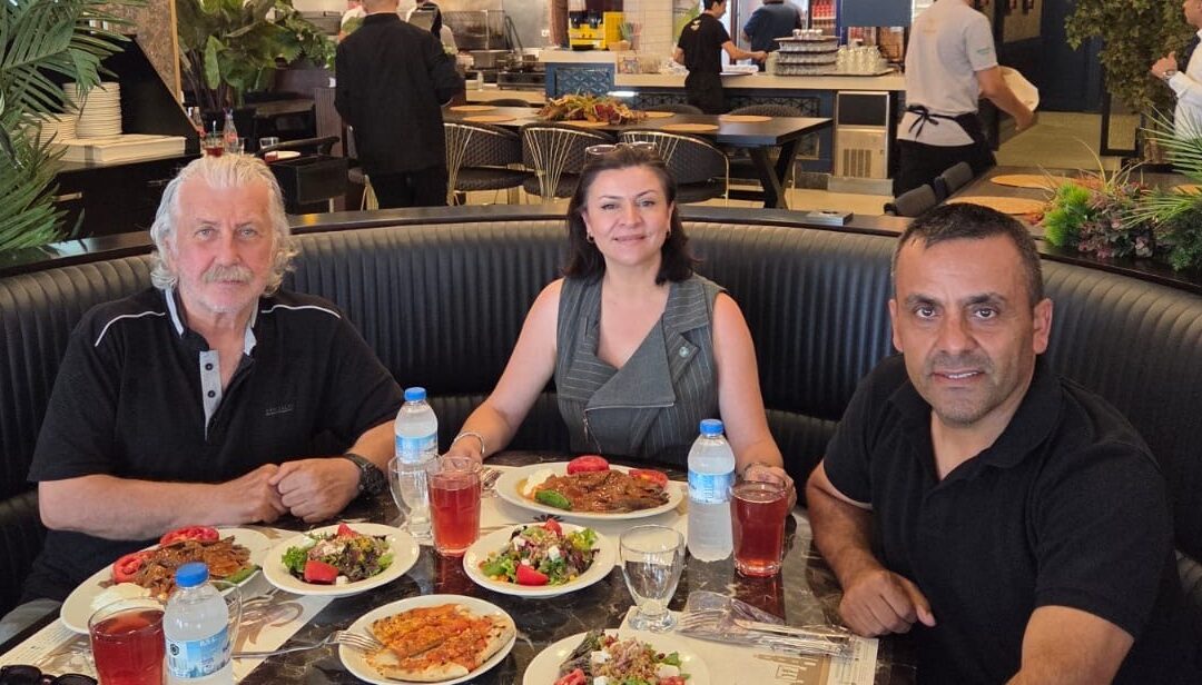 Gerçek Kesit’in İki Tanıdık İsmi Bursa’da Buluştu